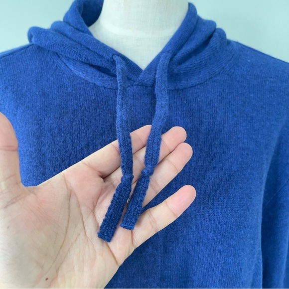 Everlane Men’s Blue hooded Wool sweater in Large NWT - Picture 2 of 8